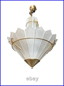 Lustre Art Déco en verre satiné et laiton signé Murano Arts