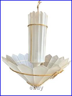 Lustre Art Déco en verre satiné et laiton signé Murano Arts