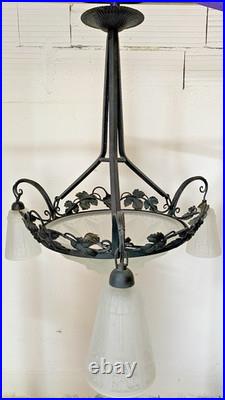 Lustre Fer Forgé Art Déco En Verre Moulé 1930 Verrerie Des Hanots