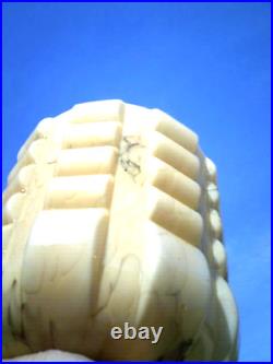 Lustre Suspension plafonnier globe opalin jaune marbré art deco