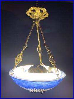 Lustre suspension vasque Art Déco en pâte de verre signée Lorrain