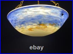 Lustre suspension vasque Art Déco en pâte de verre signée Lorrain