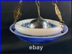 Lustre suspension vasque Art Déco en pâte de verre signée Lorrain