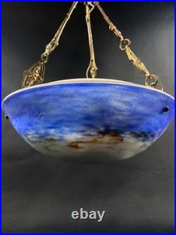Lustre suspension vasque Art Déco en pâte de verre signée Lorrain