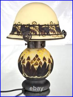 MULLER Frères Lunéville Rare Lampe Houblons Vase Pâte de Verre Gravé ART DECO MULLER Frères Lunéville Rare Lampe Houblons Vase Pâte de Verre Gravé ART DECO