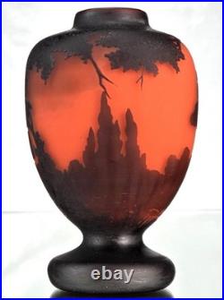 MULLER Frères Lunéville Vase Paysage Lacustre Pâte de Verre Gravé ART DECO