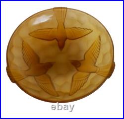 Magnifique Coupe Decor Aux Oiseaux En Verre Moule Ambre Art Deco