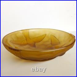 Magnifique Coupe Decor Aux Oiseaux En Verre Moule Ambre Art Deco