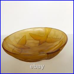 Magnifique Coupe Decor Aux Oiseaux En Verre Moule Ambre Art Deco