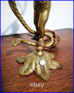 Magnifique Lampe En Bronze Avec Tulipe Verre Ange Chérubin Art Déco Ancien