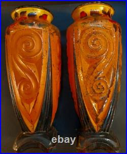 Paire De Vases orange rouge pointe de noir, col fleuri En Verre Pur Art Déco