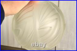 Paire de Vase Ancien en Verre Moulé Pressé Satiné Art Déco Géometrique c1930