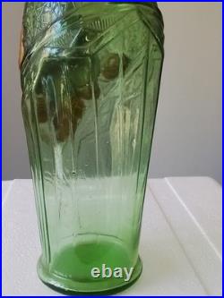 Paire de Vases art deco en verre couleur Verte hauteur 22 cm