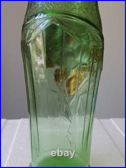 Paire de Vases art deco en verre couleur Verte hauteur 22 cm