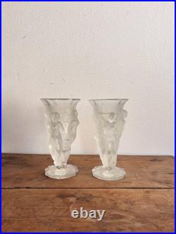 Paire de Vases verre moulé Nymphes Bacchantes Style Lalique Detel Art Deco