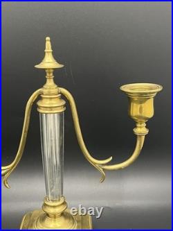 Paire de bougeoirs Art Déco à deux bras en laiton et verre facetté, 24 cm