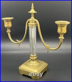 Paire de bougeoirs Art Déco à deux bras en laiton et verre facetté, 24 cm