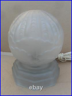 Pâte de verre Art Déco lampe veilleuse SONOVER, lustrerie signée bureau chevet