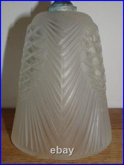 Rare Paire de Tulipes Verrerie d'Art Degué Décor de Pomme de Pin Art Déco 501