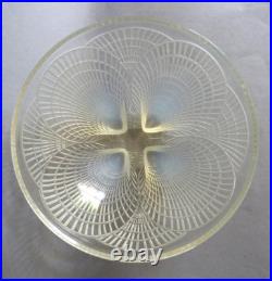 René Lalique (1860-1945) coupe Coquille verre moulé-pressé opalescent Art déco