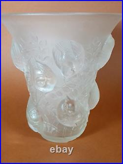 René Lalique vase Art Déco modèle Saint François aux moineaux, verre signé B732