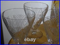SAINT LOUIS 4 ANCIENS VERRES A VIN BLANC CRISTAL MODELE ASTRID ART DECO 9 cm