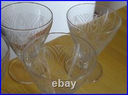 ST LOUIS 4 ANCIENS VERRES A VIN BLANC CRISTAL MODELE ASTRID ART DECO 9 cm 10 cls