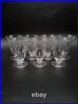 Série de sept verres à porto en cristal soufflé taillé signé Daum Nancy Art Déco