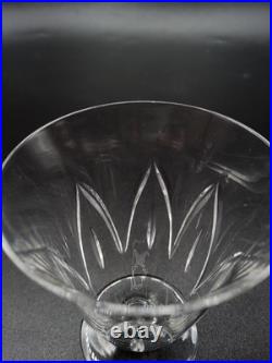 Série de sept verres à porto en cristal soufflé taillé signé Daum Nancy Art Déco