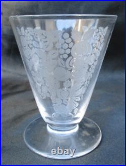 Service 36 verres cristal Baccarat decor fruits époque Art Déco Baccarat France