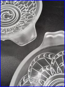 Service à glace en verre blanc moulé pressé de J. Landier modèle Arc Art Déco