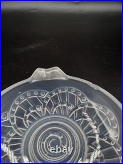 Service à glace en verre moulé opalescent de J. Landier modèle Arc Art Déco