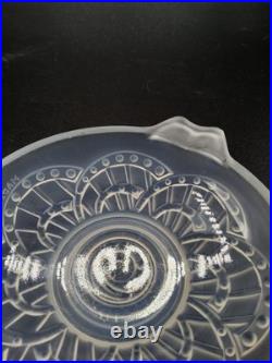 Service à glace en verre moulé opalescent de J. Landier modèle Arc Art Déco