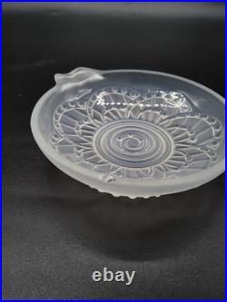 Service à glace en verre moulé opalescent de J. Landier modèle Arc Art Déco