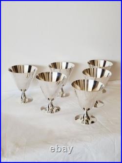 Suite De 6 Verres Gobelets Coupes À Cocktail Christofle Par Jean-Charles Moreux Suite De 6 Verres Gobelets Coupes À Cocktail Christofle Par Jean-Charles Moreux