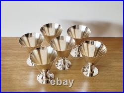 Suite De 6 Verres Gobelets Coupes À Cocktail Christofle Par Jean-Charles Moreux Suite De 6 Verres Gobelets Coupes À Cocktail Christofle Par Jean-Charles Moreux