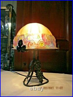 Superbe Lampe Art Deco Art Fer Forge Globe Pate De Verre Frise De Fleurs Coleur