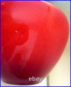 Superbe Vase Pansu, Art Deco, Verre Multicouches, Rouge Rubis Mouchete Et Blanc