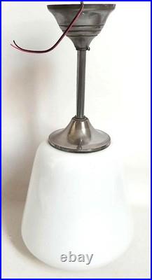 Suspension opaline Art Déco Hauteur 53 cm