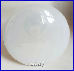 Suspension opaline Art Déco Hauteur 53 cm