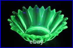 Très Décorative Art Déco Uranium Verre Coupe À Fruits Vers 1930