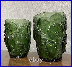 Très belle paire de vases en verre pressé moulé époque Art Deco vers 1930