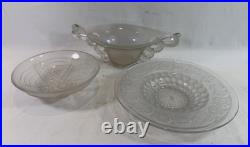 Trio art déco en verre moulé satiné assiette, coupe et vasque