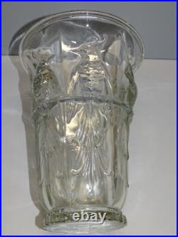 - VASE ART DECO TRONCONIQUE VERLUX AUX PERRUCHES Verre Moulé Pressé 1930