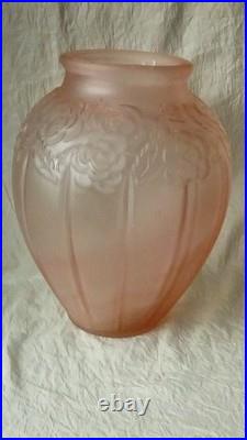VASE EN VERRE MOULE PRESSE ART DECO GRAND MODELE 31 cm