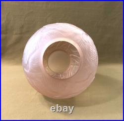 Vase ARCHERS dans le gout de LALIQUE verre pressé moulé ART DECO 25cm Hommes nus
