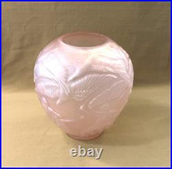 Vase ARCHERS dans le gout de LALIQUE verre pressé moulé ART DECO 25cm Hommes nus