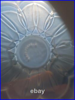 Vase ART DECO verre opalescent A. HUNEBELLE modèle PÉTALES boule Collection