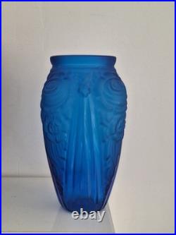 Vase Art Déco Bleu En Verre 1920