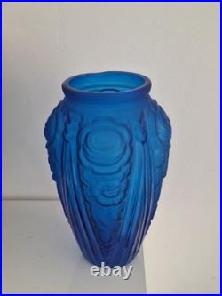 Vase Art Déco Bleu En Verre 1920